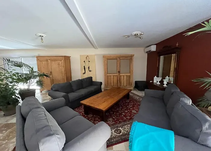 招待所 La Bastide Cardan 3*